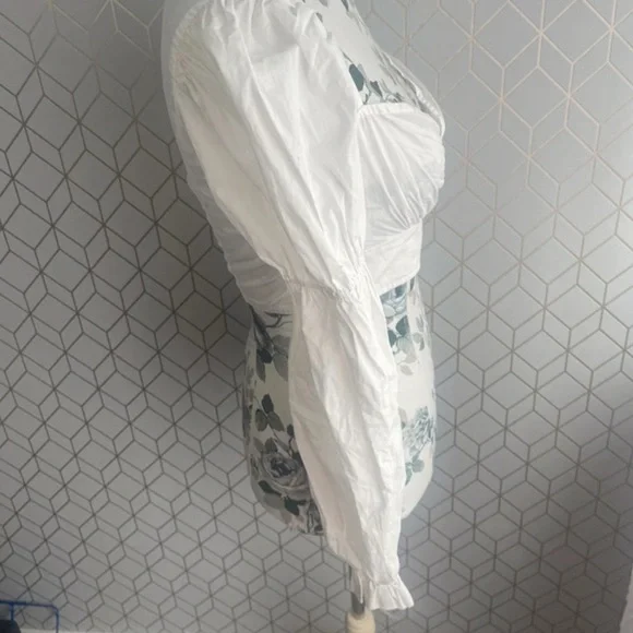 WHITE PrettyLittleThing crop top shirt , M / 10 - Picture 5 of 13